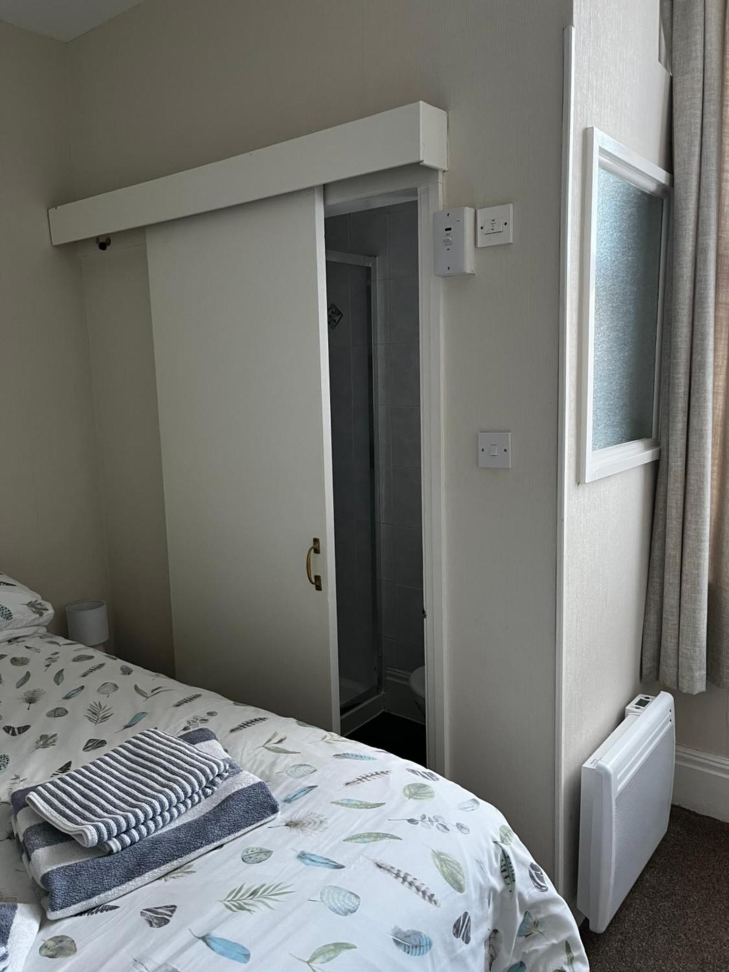 Parade Holiday Apartments Σκάρμπορο Εξωτερικό φωτογραφία