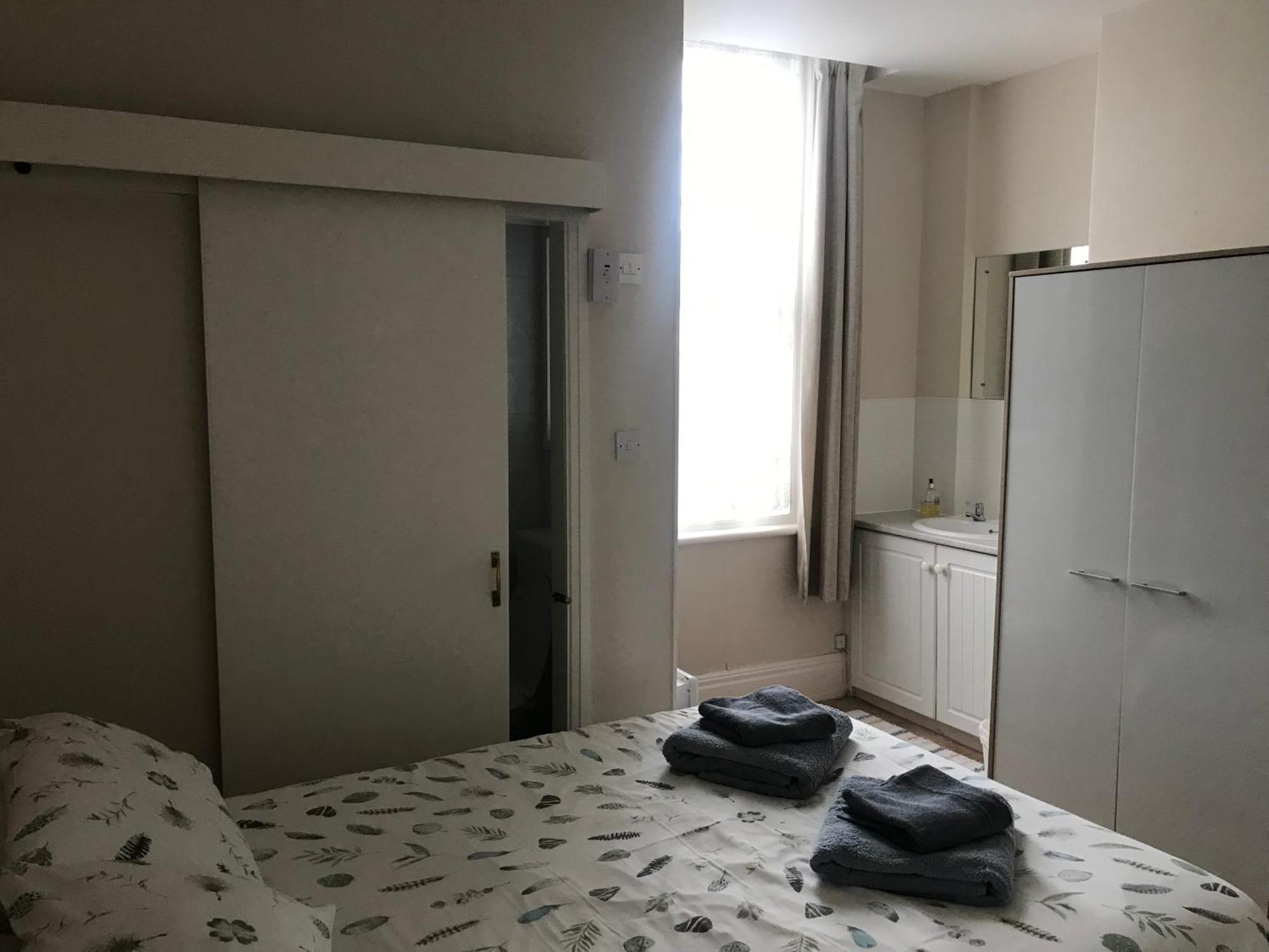 Parade Holiday Apartments Σκάρμπορο Εξωτερικό φωτογραφία