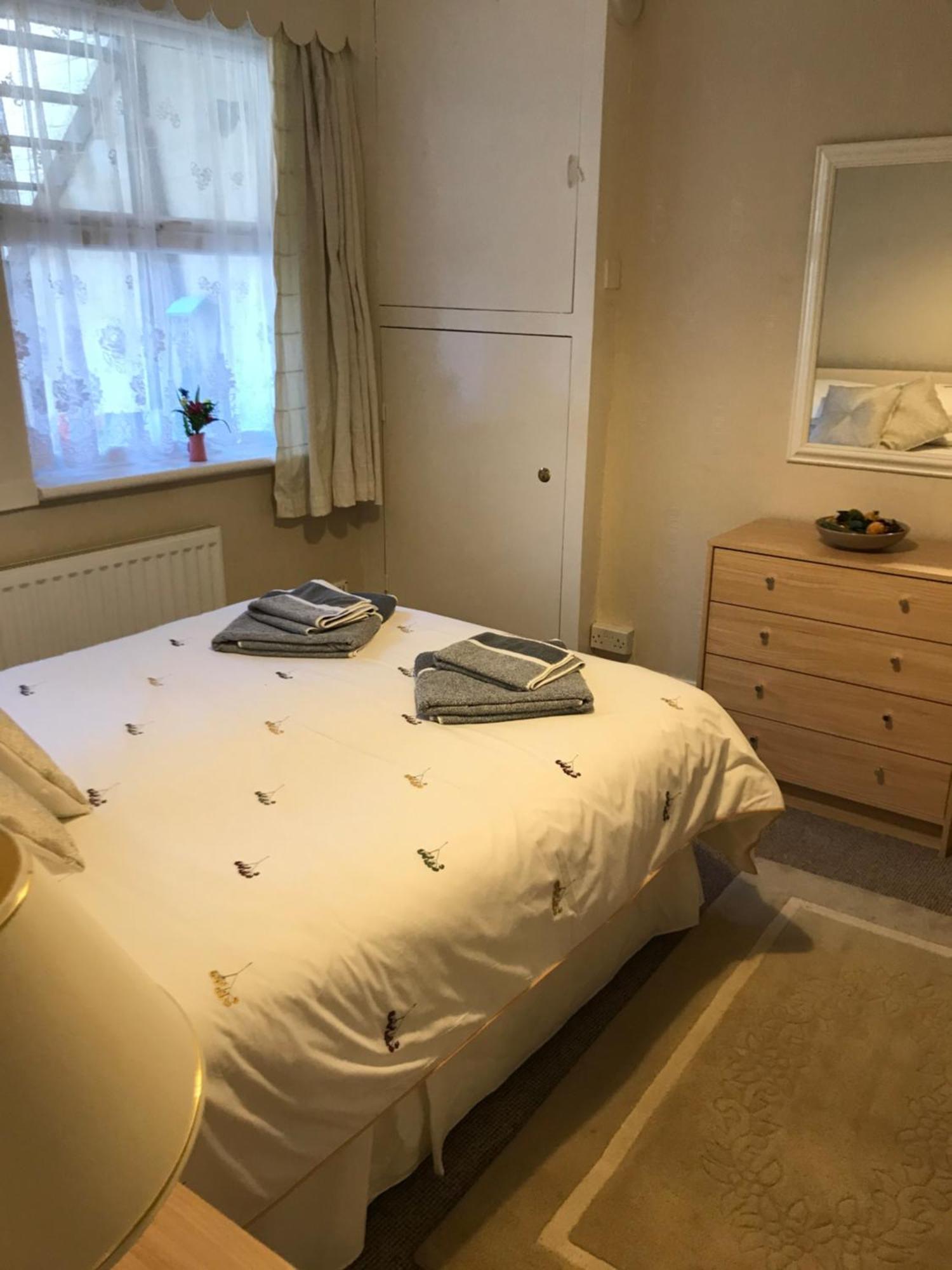 Parade Holiday Apartments Σκάρμπορο Εξωτερικό φωτογραφία